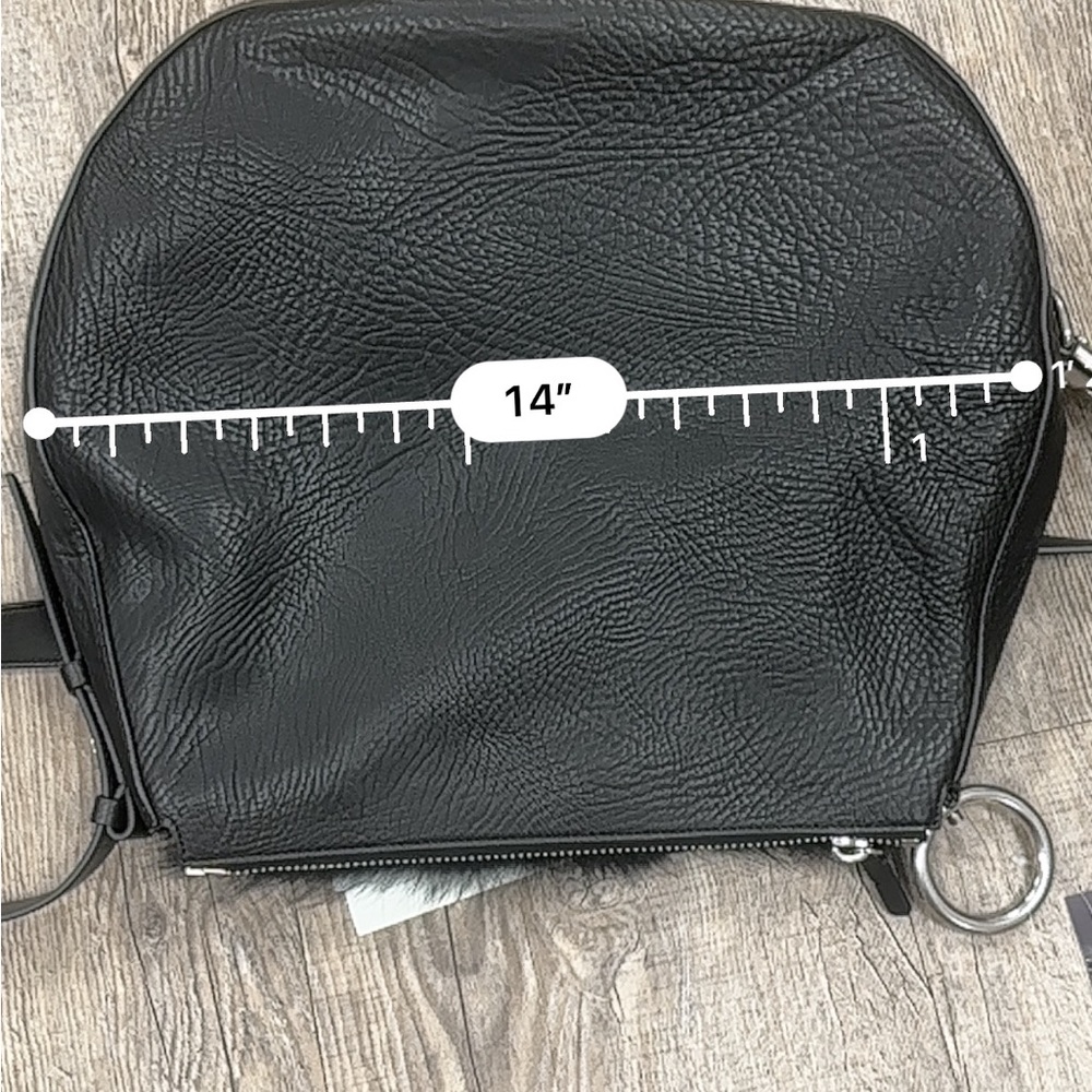 Burberry night bag, brand new with tags - Picture 13 of 14